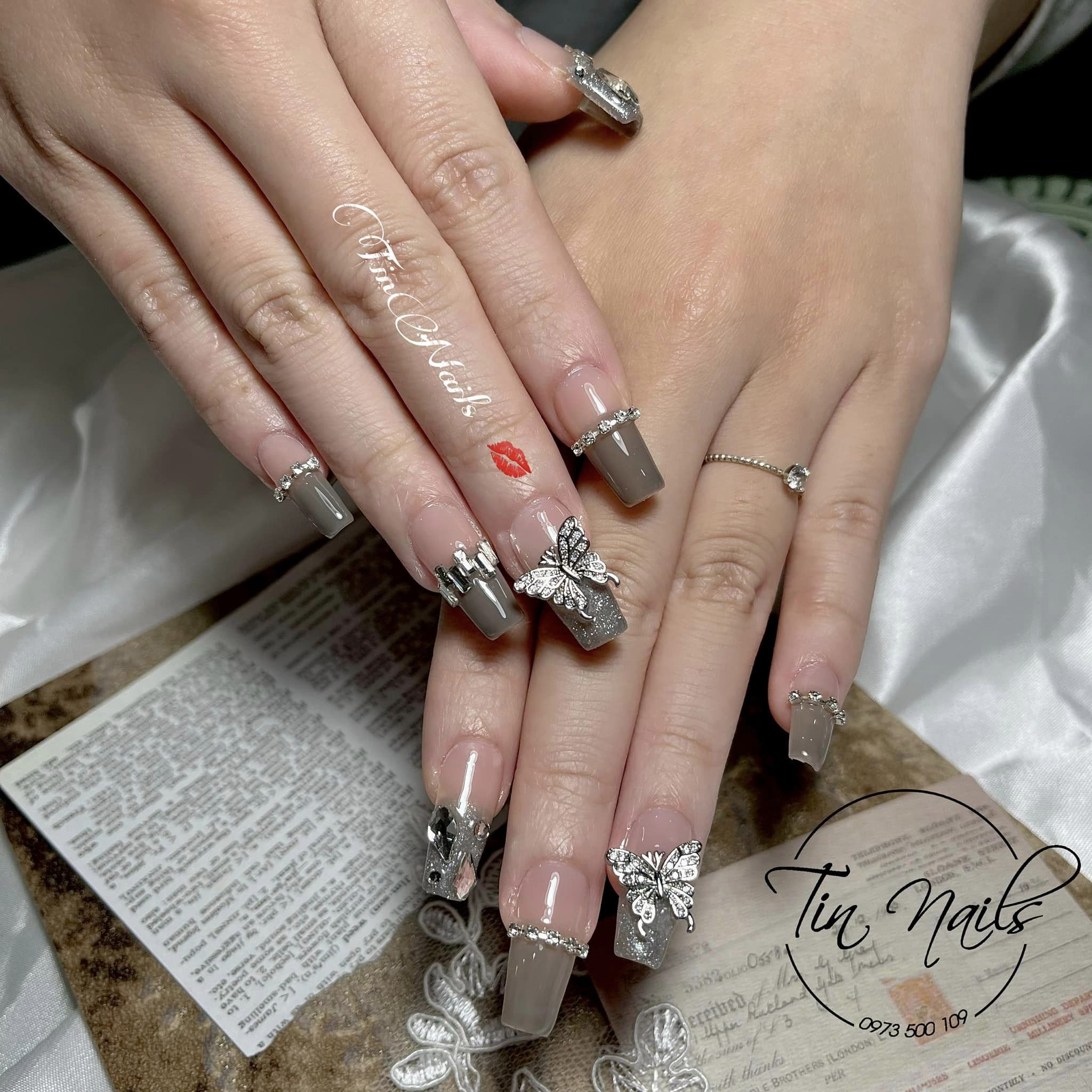 Mẫu nail TinHome 2