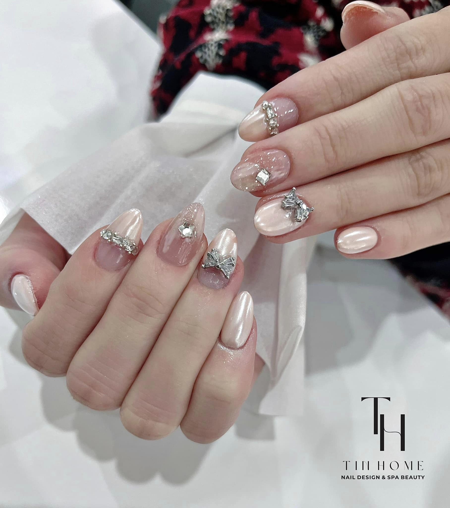 Mẫu nail TinHome 3