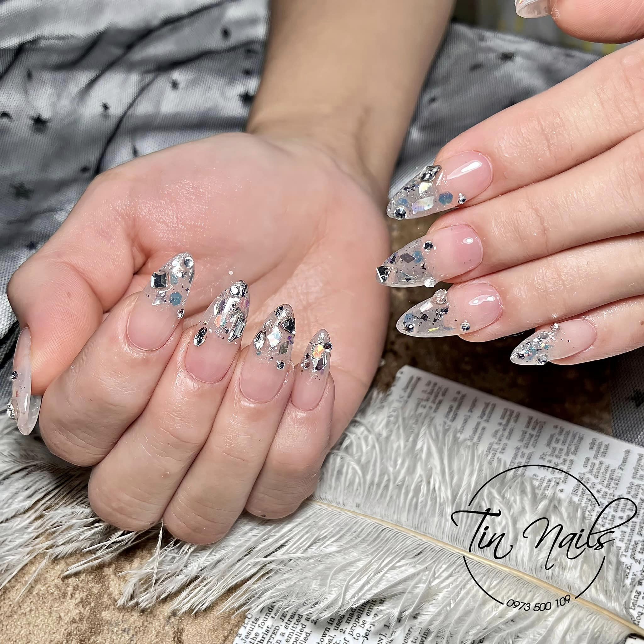 Mẫu nail TinHome 19